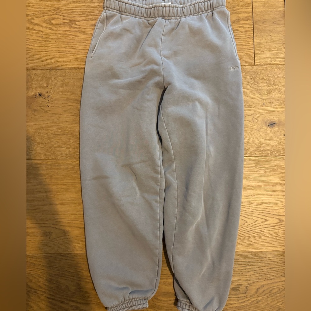 Aritzia brown sweatpants